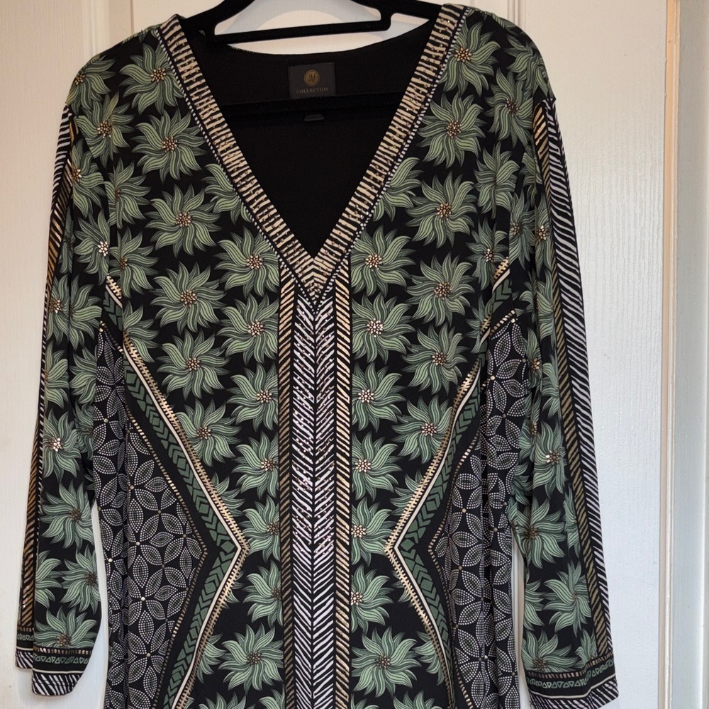 JM COLLECTION BLACK GEOMETRIC DESIGN TUNIC TOP SIZE XXL POLY/SPANDEX SIDE SLIT